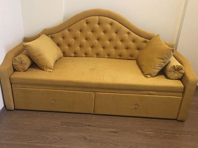Прямой диван софа Сойер